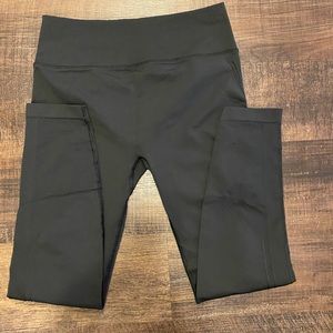 Lululemon black leggings